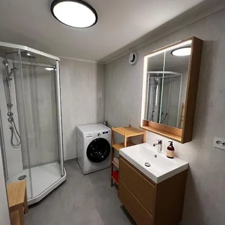 Nyoppusset I Lägenhet